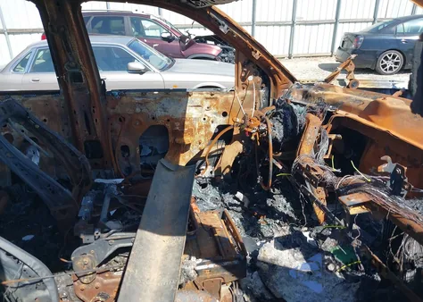 2018 Chevrolet Silverado 1500 1Lt из США, поврежденный, VIN 3GCUCRER8JG240611